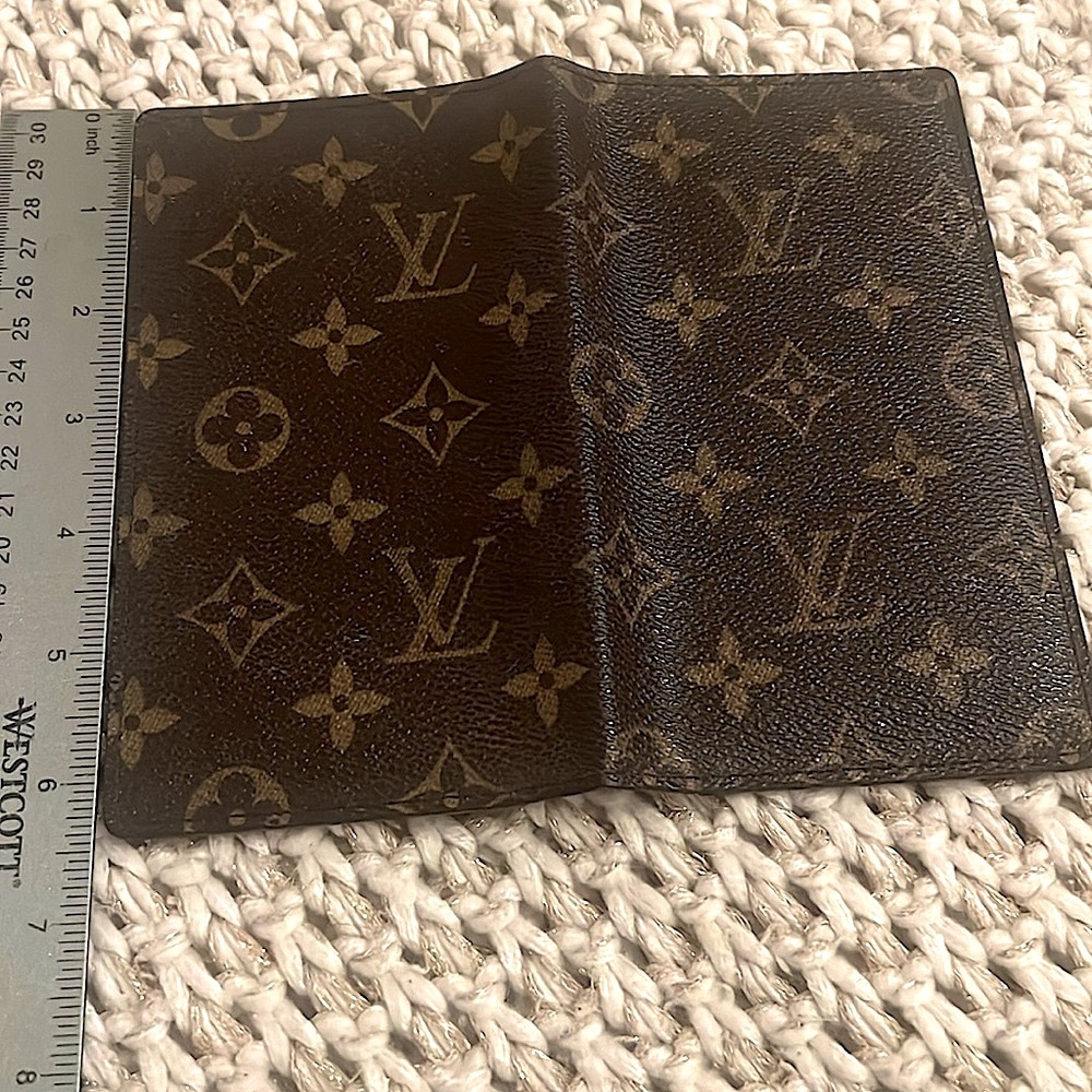 Authentic Louis Vuitton Monogtam Checkbook  Holder Wallet - Picture 7 of 7